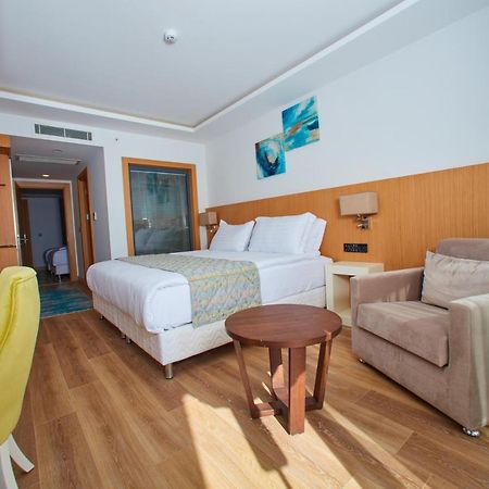 The Nowness Luxury Hotel & Spa Adulty Only Çeşme Exteriör bild