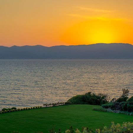 The Nowness Luxury Hotel & Spa Adulty Only Çeşme Exteriör bild