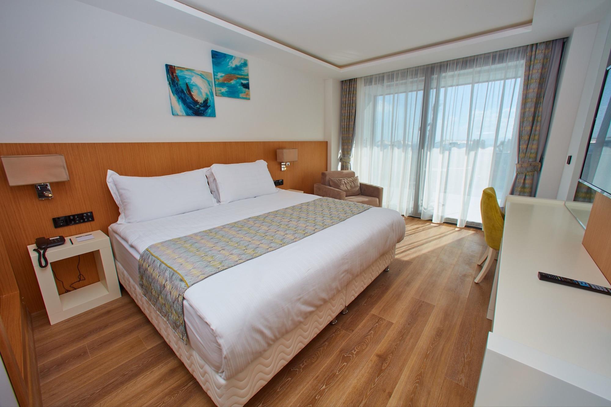 The Nowness Luxury Hotel & Spa Adulty Only Çeşme Exteriör bild