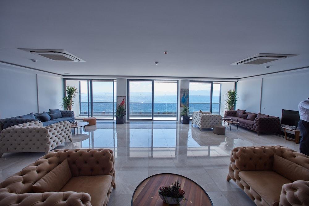 The Nowness Luxury Hotel & Spa Adulty Only Çeşme Exteriör bild