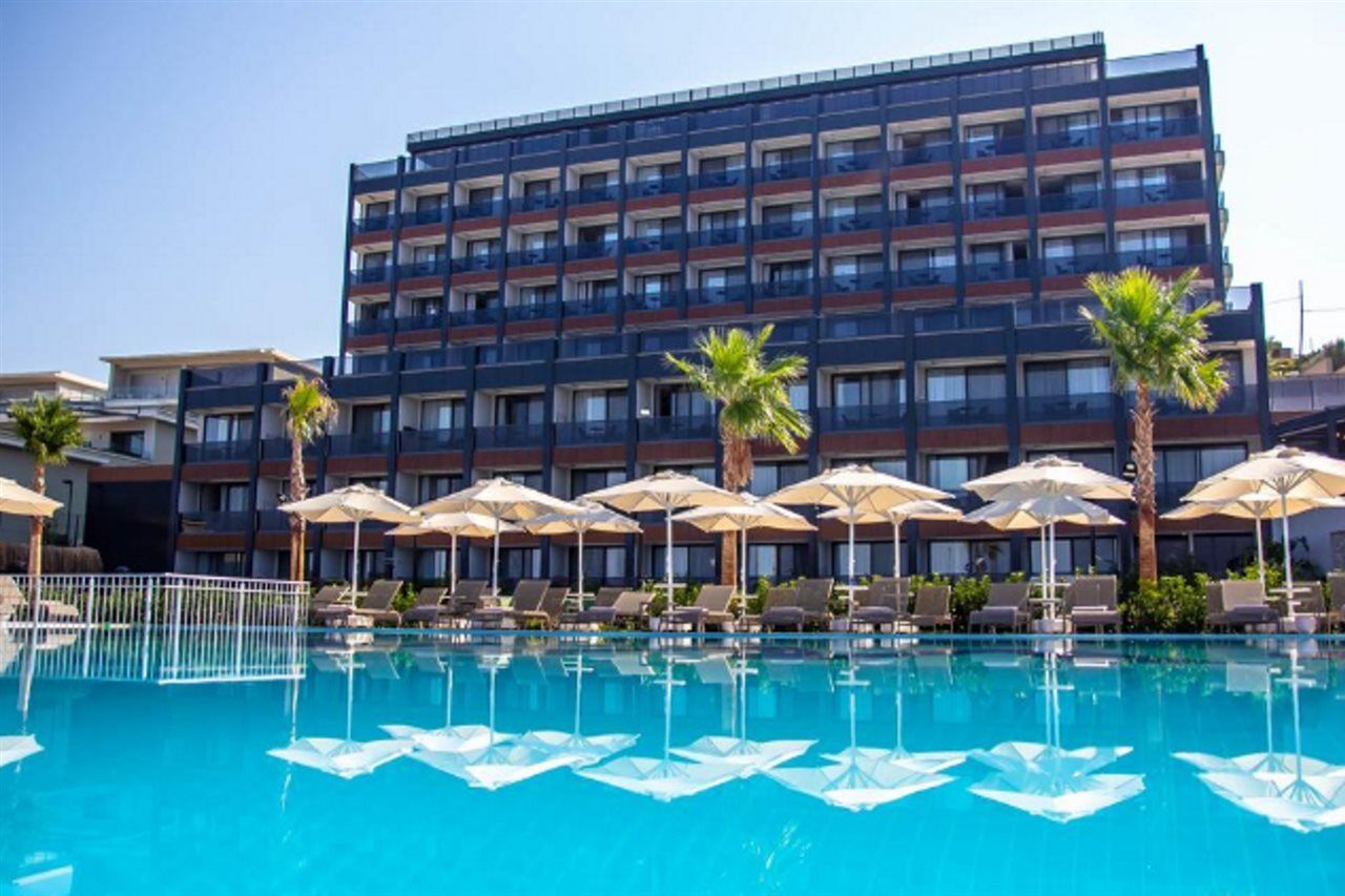 The Nowness Luxury Hotel & Spa Adulty Only Çeşme Exteriör bild